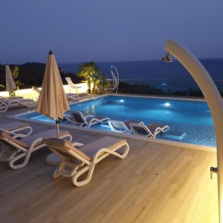 Apartments D'Hermes Ulcinj Exterior photo